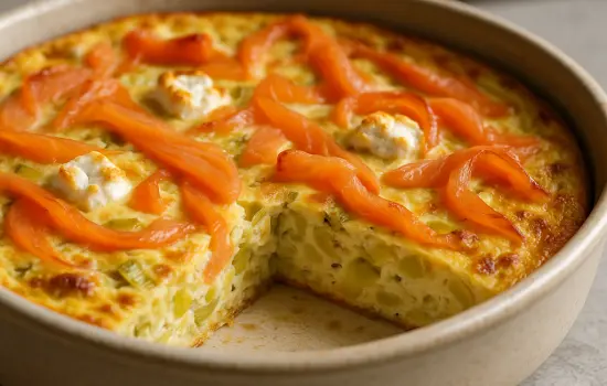 Quiche sans pâte au poireau, chèvre frais et saumon fumé