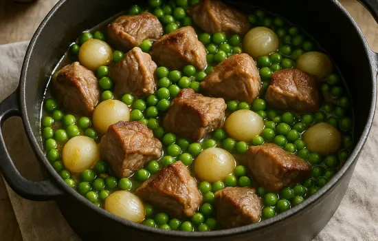 Sauté d’agneau aux petits pois à l’ancienne